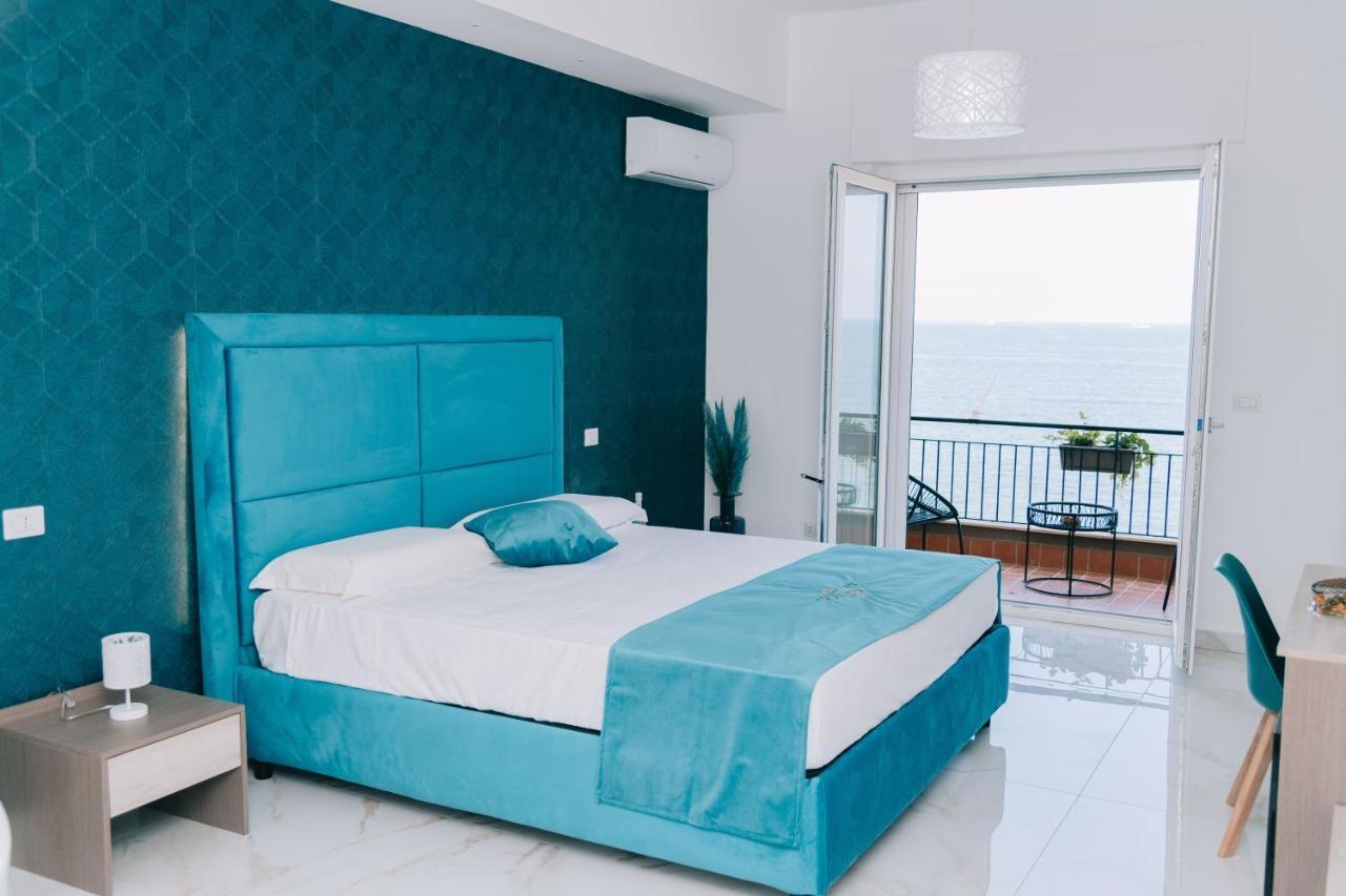 Frontemare Suite Castellammare di Stabia Exterior photo