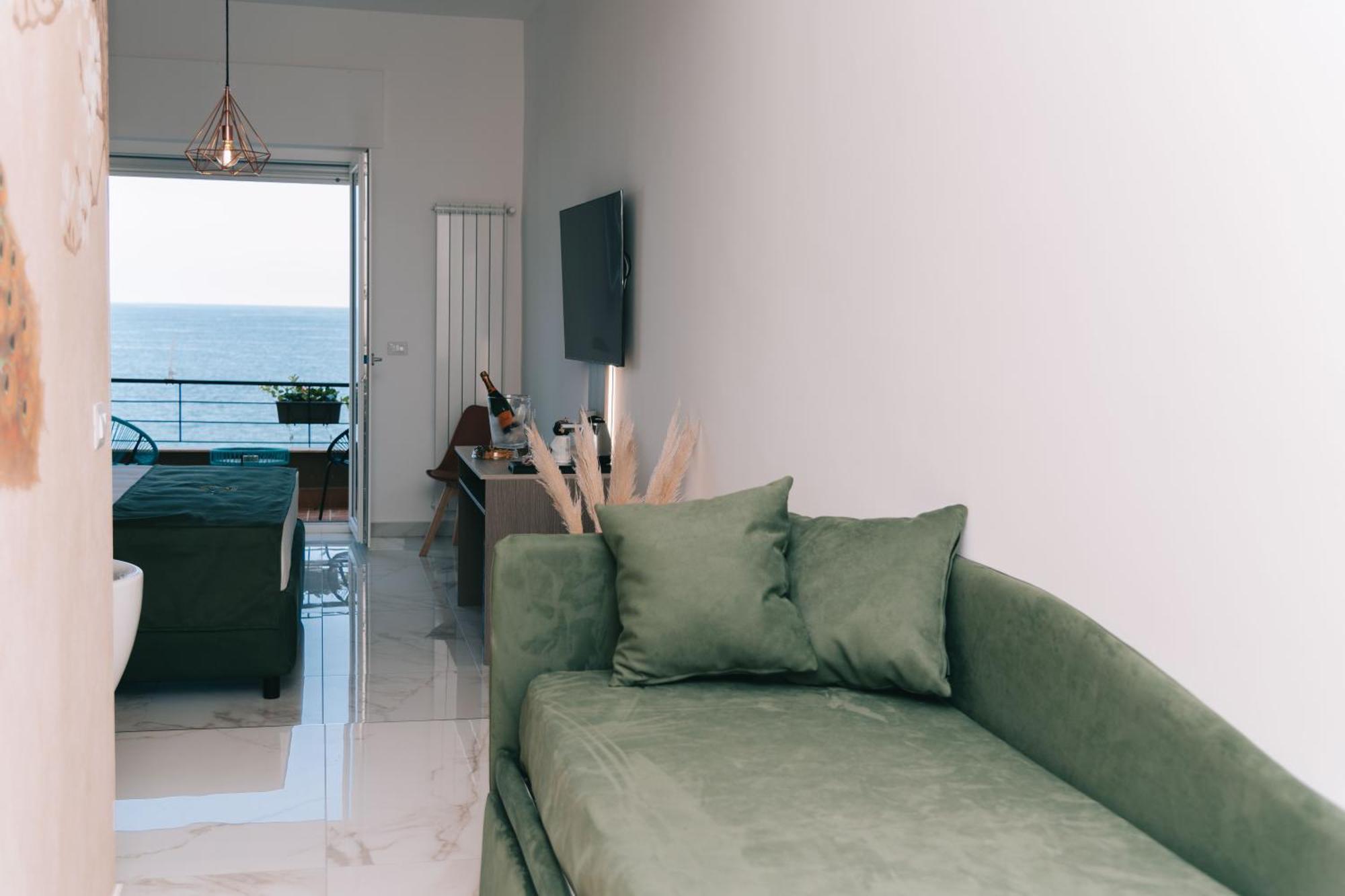 Frontemare Suite Castellammare di Stabia Room photo