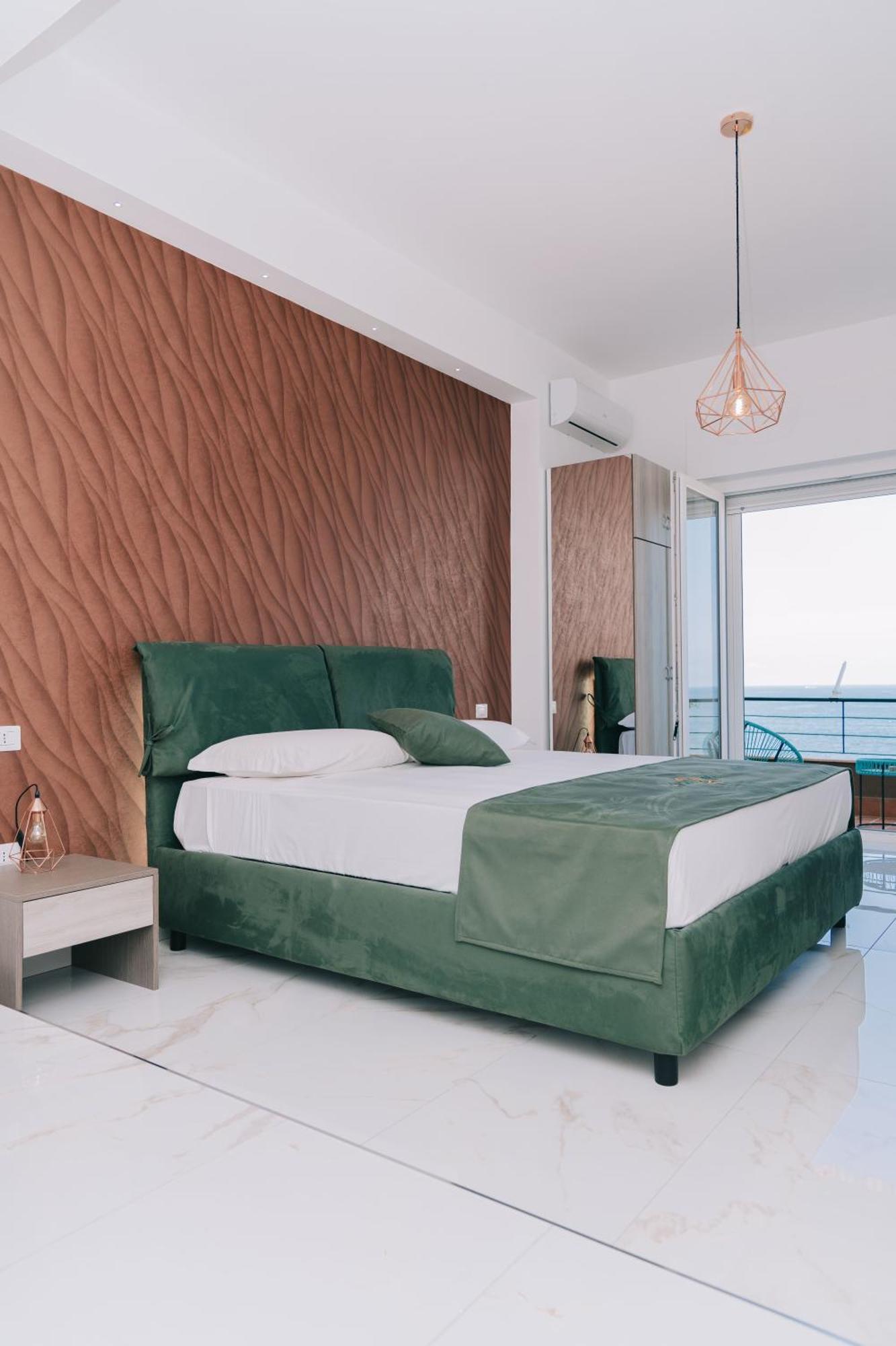 Frontemare Suite Castellammare di Stabia Room photo